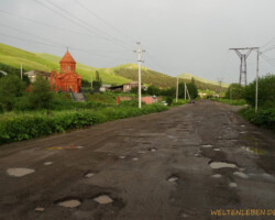 Armeniens Straßen halten die bisher größten Herausforderungen für uns bereit...