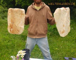 Eine unserer ersten Lavash-Verkostungen...Belag nach Wahl schmeckt süß oder salzig super und die Größe ist hier nur das Mindestmaß...